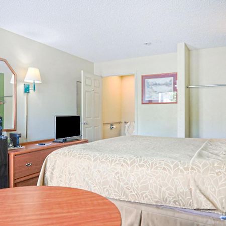Economy Inn By Oyo Ashburn Dış mekan fotoğraf