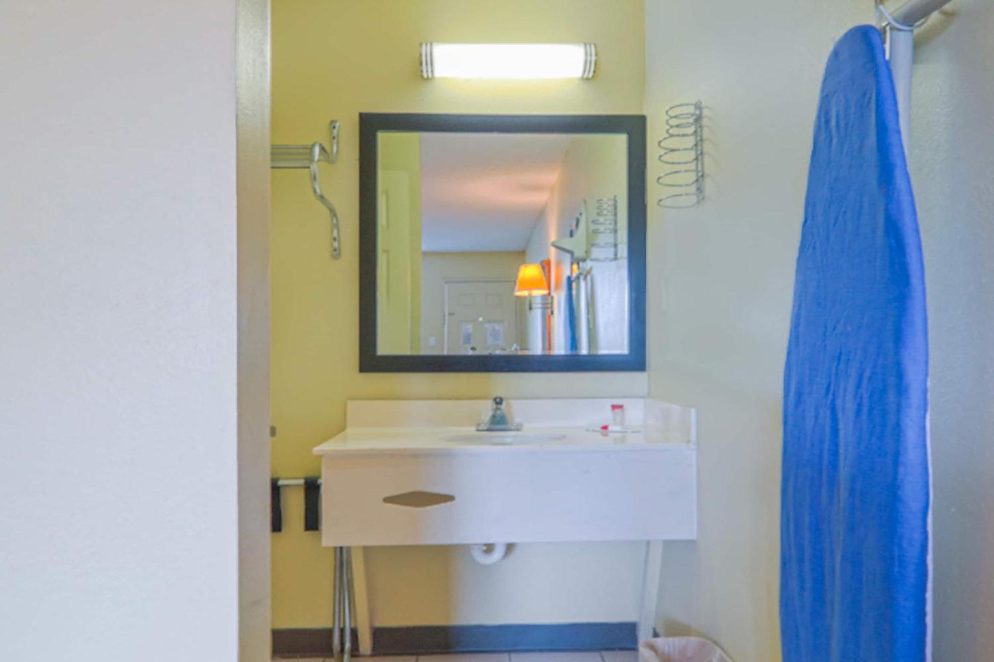Economy Inn By Oyo Ashburn Dış mekan fotoğraf